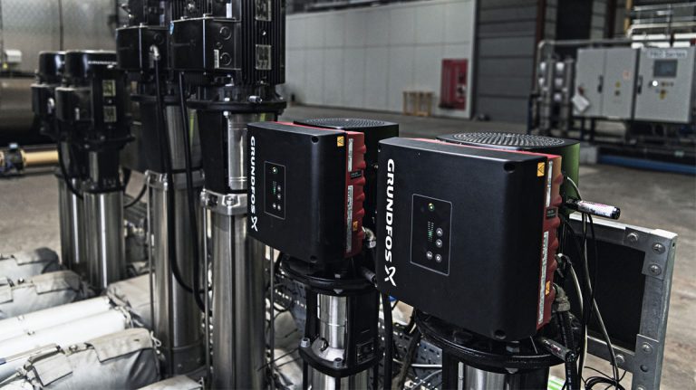 Perbedaan Pompa Grundfos Otomatis dan Manual